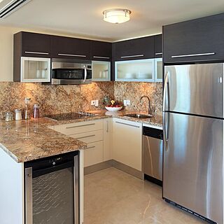 Ocean Two Resort & Residences &mdash; Kitchen