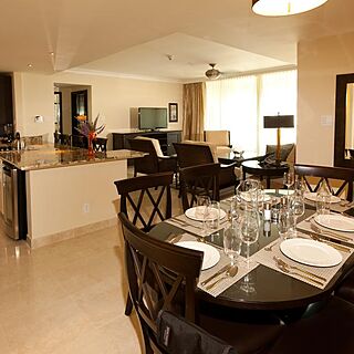 Ocean Two Resort & Residences &mdash; Dining Area