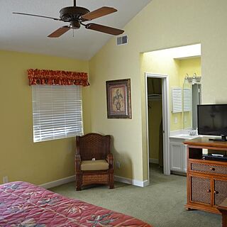 Links Golf and Racquet Club — Bedroom