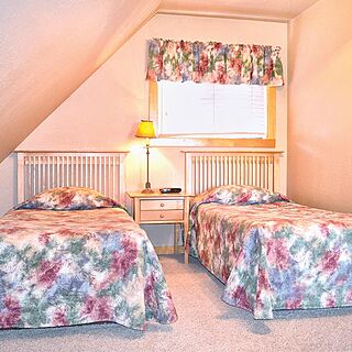 Angel Fire Cabin Share — Sample Bedroom