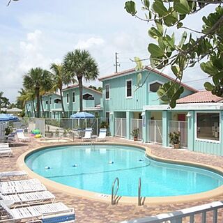 Sand Dune Shores Resort — Pool
