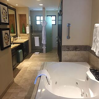Garza Blanca Preserve Resort & Spa &mdash; Sample unit bathroom