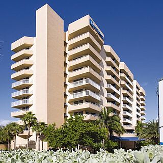 Club Wyndham Santa Barbara &mdash; Exterior