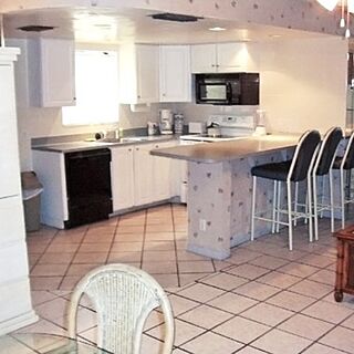 Seaside Beach Club — Kitchen