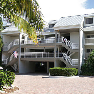 Hurricane House — Exterior