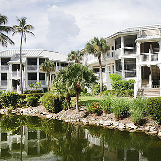Sanibel Cottages — Exterior