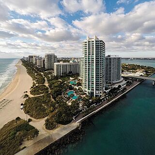 The Ritz-Carlton Bal Harbour, Miami — Exterior