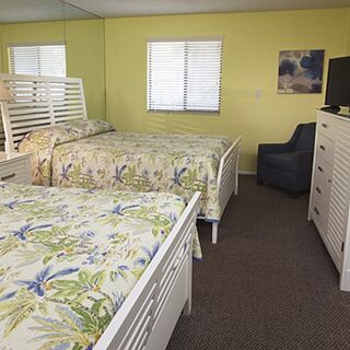 Siesta Sands Beach Resort — Bedroom
