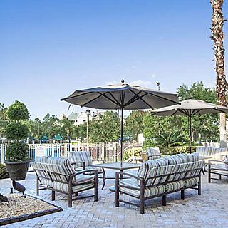 Hilton Vacation Club St. Augustine — Poolside Lounge Area