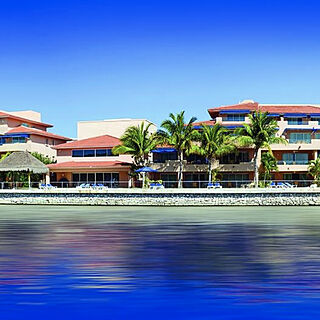 Porto Bello Grand Marina — Exterior