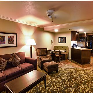 London Bridge Resort &mdash; Living Area