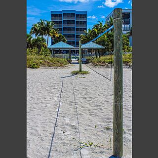 Beach Club I &mdash; Beach Volleyball
