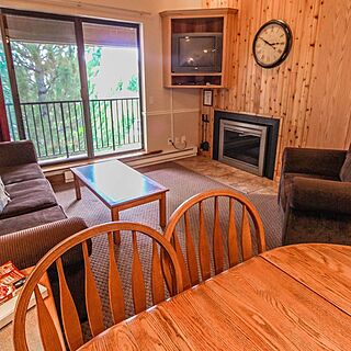 Bear Lake Condominiums — Living Area