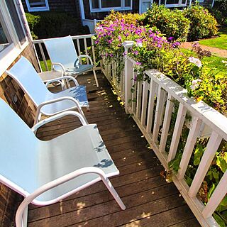 Brant Point Courtyard — Balcony