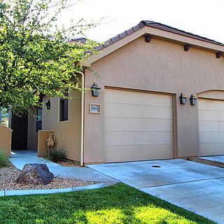 Canyon Villas at Coral Ridge — Exterior