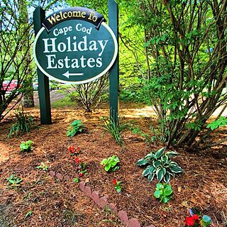 Cape Cod Holiday Estates — Entrance