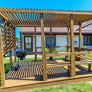 Clover Ridge — Grilling Area