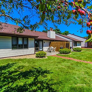 Clover Ridge — Exterior