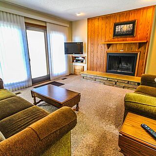 Clover Ridge — Living Area