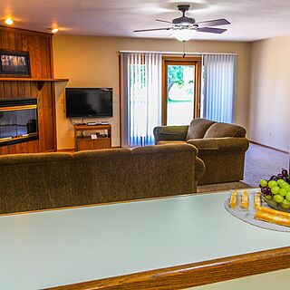 Clover Ridge — Living Area