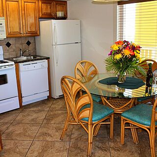 Coral Reef Beach Resort — Sample Dining Area