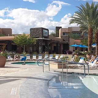 Marriott's Shadow Ridge - The Villages — Snake Bites Pool Bar and Grill