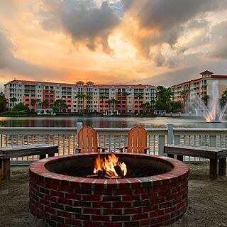 Marriott's Grande Vista &mdash; Lakefront Firepit Area