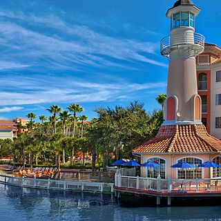 Marriott's Grande Vista — Lakefront Patio With Firepit Areas and Loungers
