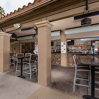 Marriott's Desert Springs Villas &mdash; Pool Bar and Grill