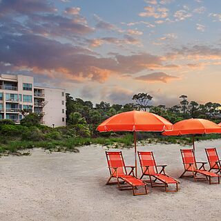 Marriott's Monarch at Sea Pines — Beach With Loungers and Cabanas