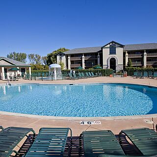 Holiday Inn Club Vacations at Lake Geneva Resort — Pool