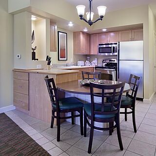 Holiday Inn Club Vacations at Lake Geneva Resort — Dining Area