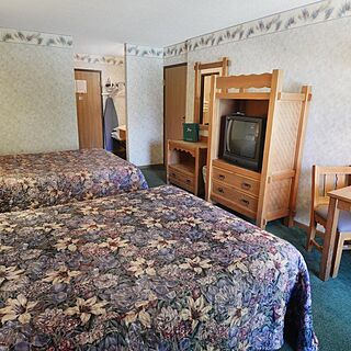 Polynesian Water Park Resort — Bedroom