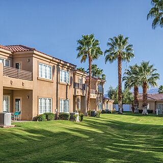 WorldMark Cathedral City — Exterior