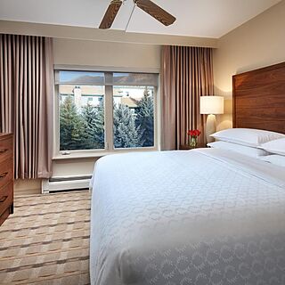Sheraton Lakeside Terrace Villas at Mountain Vista — Bedroom