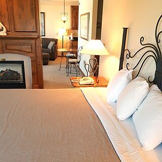 Bridgeport Resort — Bedroom