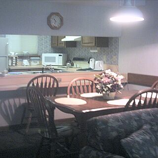 Tree Tops Resort of Gatlinburg — - Unit Dining Area