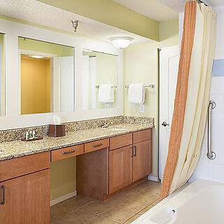 Shore Crest Vacation Villas I — Sample Bathroom