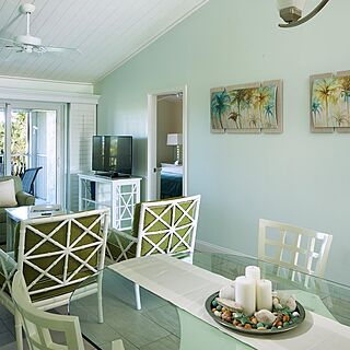 South Seas Club at South Seas Island Resort — Dining Area