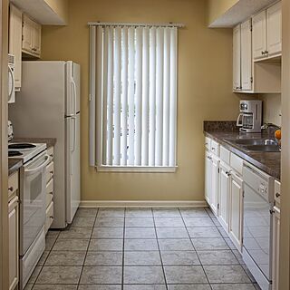 Cottages at Shipyard — Kitchen