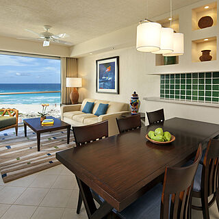 The Westin Lagunamar Ocean Resort Villas & Spa &mdash; Sample Living and Dining Area