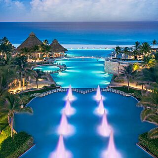 The Westin Lagunamar Ocean Resort Villas & Spa &mdash; Outdoor Pool With Beach View