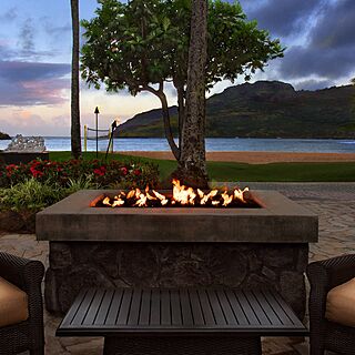 Marriott's Kauai Beach Club — Beachside Firepit Area