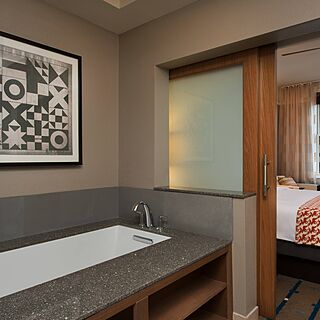 Marriott's Summit Watch — Sample Master Bathroom
