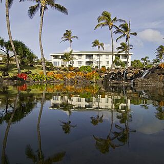 The Point at Poipu — Exterior
