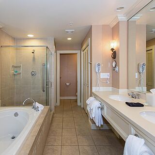 Hyatt Beach House Resort &mdash; Sample master bathroom