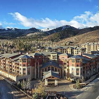 Sunrise Lodge by Hilton Grand Vacations — Exterior