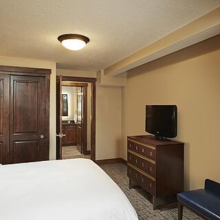 Sunrise Lodge by Hilton Grand Vacations — Sample Bedroom