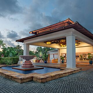 Marriott's Phuket Beach Club — Entrance