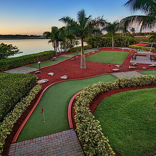Marriott's Villas at Doral — Minigolf